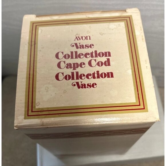 Avon 1876 Cape Cod Collection Ruby Red Vase With Original Box 8" Footed - Picture 7 of 8